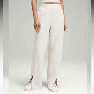 Lululemon Stretch Woven Wide-Leg High-Rise Pant - Size M, Bone
